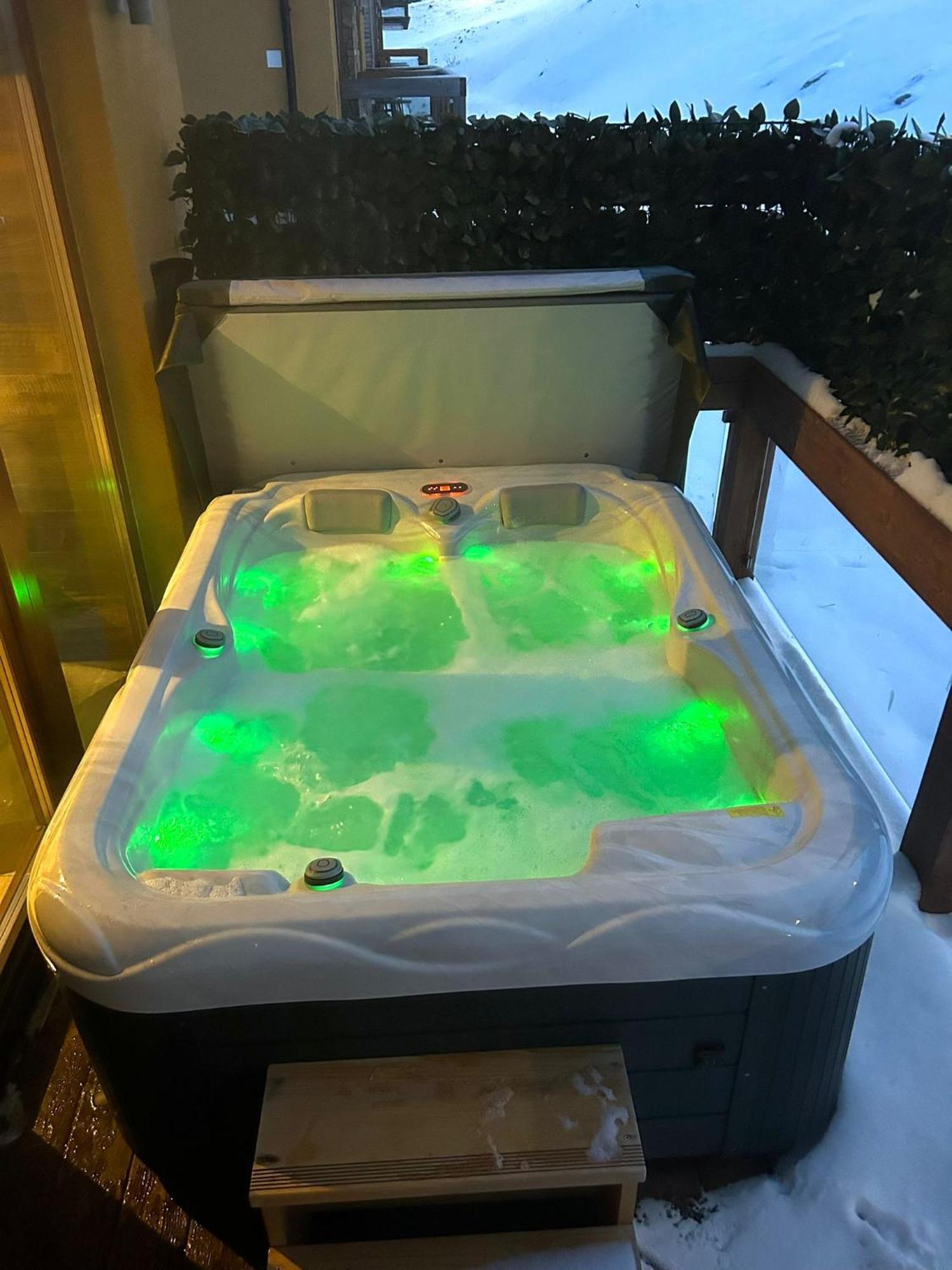 Chalet Jasna Wellness Apartment Maxim Jacuzzi & Sauna Demänovská Dolina Eksteriør billede