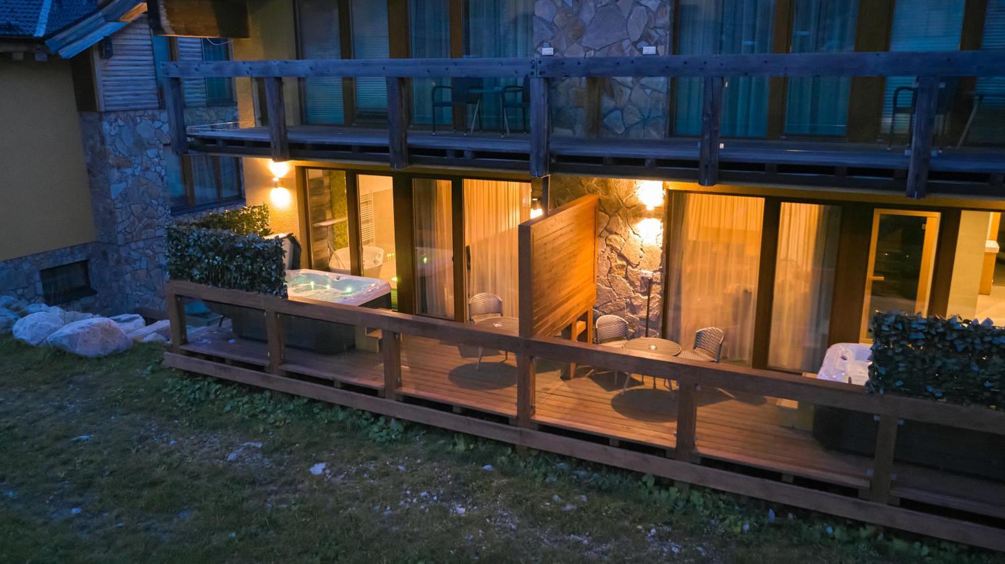 Chalet Jasna Wellness Apartment Maxim Jacuzzi & Sauna Demänovská Dolina Eksteriør billede